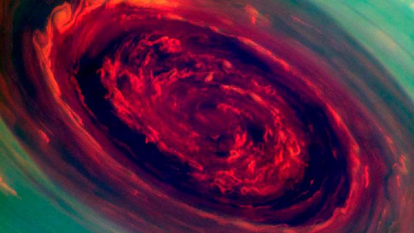 НАСА сфотографировало ураган на Сатурне НАСА сфотографировало ураган на Сатурне