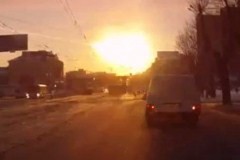 Челябинский метеорит ранее пережил столкновение с каким-то объектом, считают ученые Челябинский метеорит ранее пережил столкновение с каким-то объектом, считают ученые
