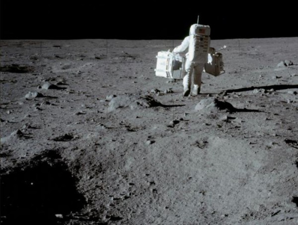 NASA вспомнило про забытый эксперимент с лунной пылью NASA вспомнило про забытый эксперимент с лунной пылью