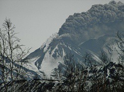 Вулкан Жупановский на Камчатке может извергаться несколько месяцев Вулкан Жупановский на Камчатке может извергаться несколько месяцев