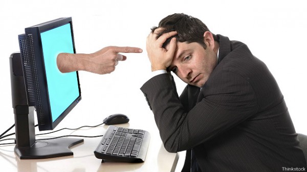 На работе люди отдают предпочтение начальникам-роботам На работе люди отдают предпочтение начальникам-роботам