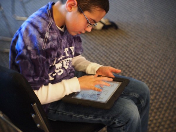 Отсутствие айпадов у детей делает их жизнь лучше