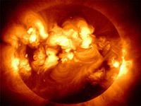 Мощнейшие вспышки на Солнце зафиксированы учеными Мощнейшие вспышки на Солнце зафиксированы учеными