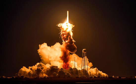 Производитель ракеты Antares назвал предварительную причину аварии Производитель ракеты Antares назвал предварительную причину аварии