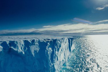 К концу 21 века Арктика будет оставаться без льда в летнее время