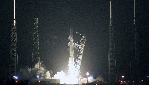 Старт американского космического корабля Dragon перенесен на 19 декабря Старт американского космического корабля Dragon перенесен на 19 декабря