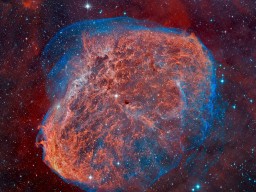 Сицилийская девочка нашла осколок астероида Сицилийская девочка нашла осколок астероида