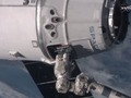 Dragon причалил к международной космической станции