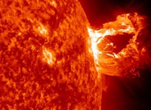 Ученые зафиксировали вспышку на Солнце высокого класса Ученые зафиксировали вспышку на Солнце высокого класса