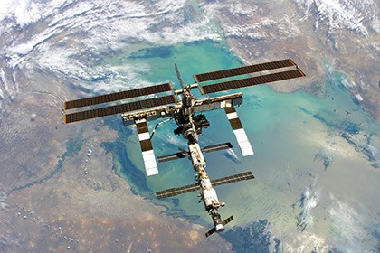 Угроза столкновения МКС с космическим мусором миновала Угроза столкновения МКС с космическим мусором миновала