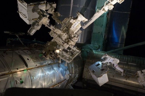 NASA будет дозаправлять и ремонтировать спутники на орбите NASA будет дозаправлять и ремонтировать спутники на орбите