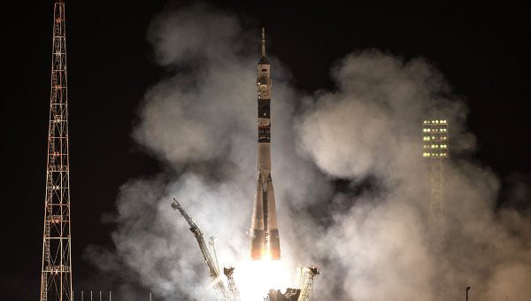 День начала космической эры человечества