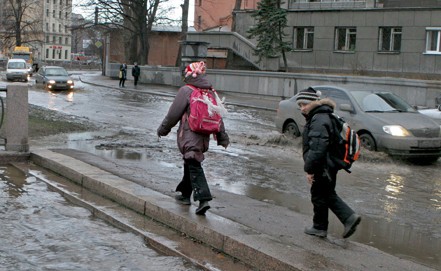 Минувший год вошел в десятку самых теплых за всю историю метеонаблюдений Минувший год вошел в десятку самых теплых за всю историю метеонаблюдений