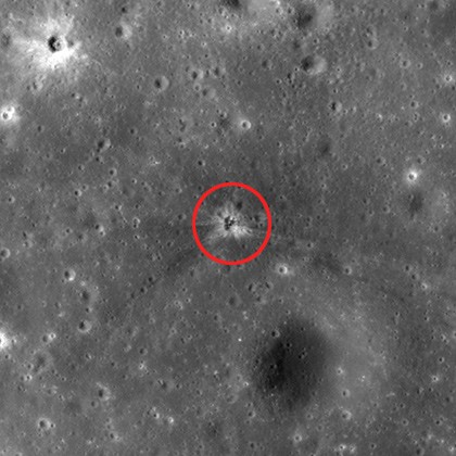 На Луне нашли след от ракетного ускорителя миссии «Аполлон-16» На Луне нашли след от ракетного ускорителя миссии «Аполлон-16»