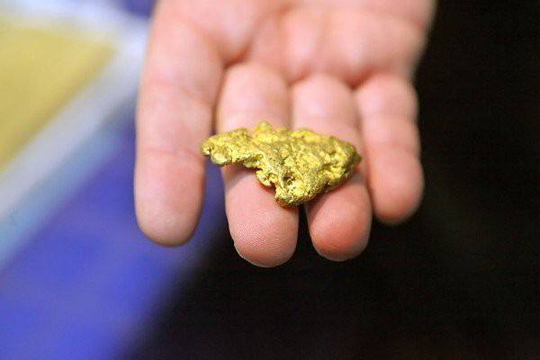Геологи нашли крупное месторождение золота Геологи нашли крупное месторождение золота