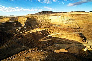 Канадская Barrick Gold выплатит $9,5 млн за утечку цианида в Аргентине Канадская Barrick Gold выплатит $9,5 млн за утечку цианида в Аргентине