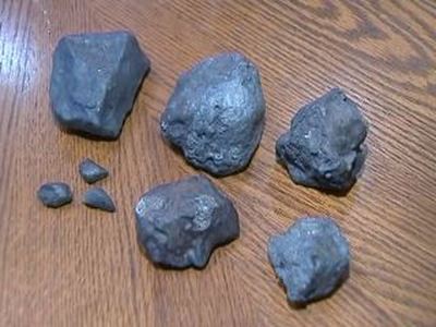 Уральскими учеными обнаружен еще один осколок челябинского метеорита Уральскими учеными обнаружен еще один осколок челябинского метеорита