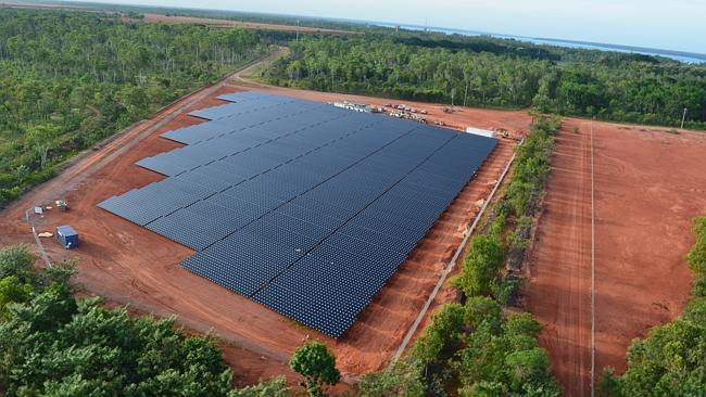 Компания Rio Tinto использует солнечную энергию на руднике Вейпа Компания Rio Tinto использует солнечную энергию на руднике Вейпа