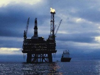 В Заливе утонула буровая платформа Ирана за $40 млн В Заливе утонула буровая платформа Ирана за $40 млн