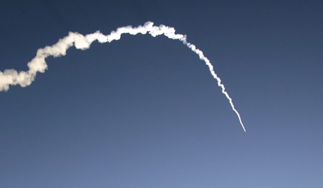 Американские военные метеоспутники засняли шлейф Челябинского болида Американские военные метеоспутники засняли шлейф Челябинского болида