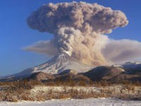 На Камчатке четыре активизировавшихся вулкана угрожают авиасообщению На Камчатке четыре активизировавшихся вулкана угрожают авиасообщению