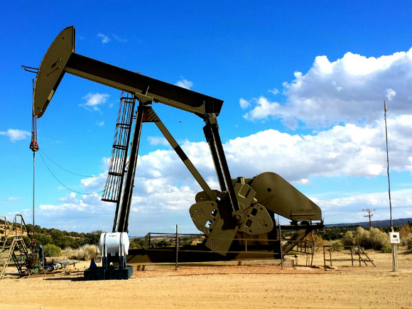 Нефть снова начала дорожать Нефть снова начала дорожать