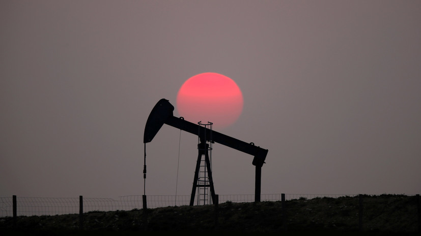 Неделя началась с падения цен на нефть Неделя началась с падения цен на нефть