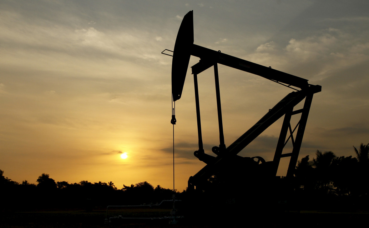 Нефть снова дорожает Нефть снова дорожает