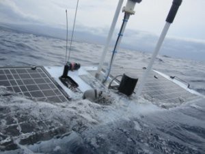 Wave Glider: морской робот ищет нефтегазовые месторождения и изучает океан Wave Glider: морской робот ищет нефтегазовые месторождения и изучает океан