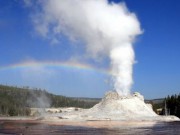 Жизнь на Земле зародилась в вулканических гейзерах Жизнь на Земле зародилась в вулканических гейзерах