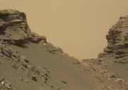 Марсоход Curiosity прислал новые снимки горы Шарп Марсоход Curiosity прислал новые снимки горы Шарп