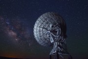 Ученые поймали сигнал возрастом 7 млрд. лет Ученые поймали сигнал возрастом 7 млрд. лет