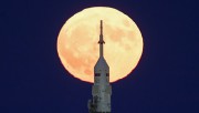 Россияне должны высадиться на Луну в 2031 году Россияне должны высадиться на Луну в 2031 году