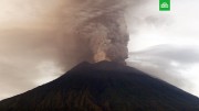 На Бали взорвался вулкан, 300 россиян оказались в ловушке