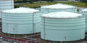 Цена на нефть не будет падать ниже 70 долларов Цена на нефть не будет падать ниже 70 долларов
