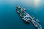 Россия выиграла от санкций США против Ирана Россия выиграла от санкций США против Ирана