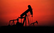 Цены на нефть продолжают падать Цены на нефть продолжают падать