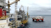 Пожар на танкерах в ОАЭ привел к росту цен на нефть Пожар на танкерах в ОАЭ привел к росту цен на нефть