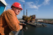 Нефть снова дешевеет Нефть снова дешевеет